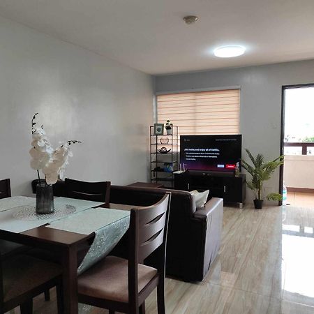Cozy 2Br With Free Pool Beside Sm City Mall Davao City Chambre photo