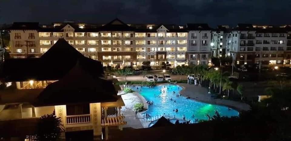 Cozy 2Br With Free Pool Beside Sm City Mall Davao City Extérieur photo